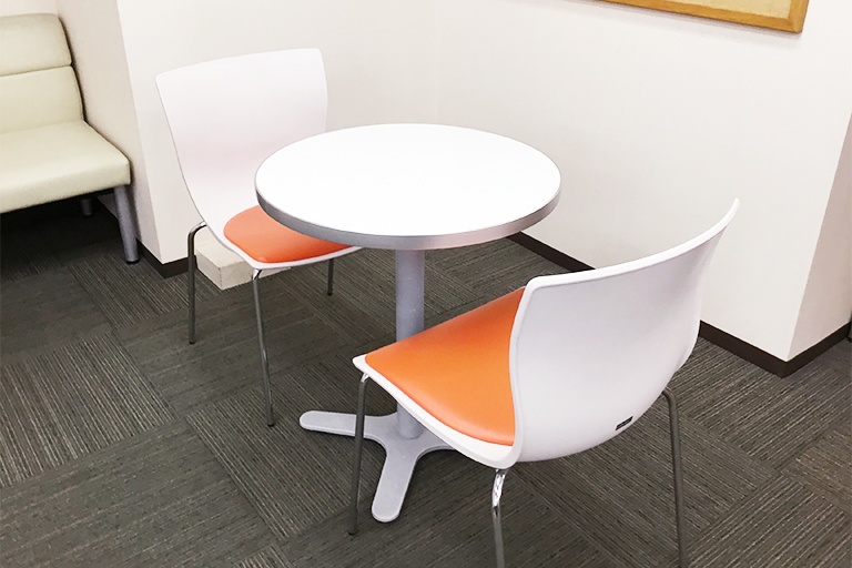 充実の学習環境:ちょっとした相談・質問をしやすいオープンスペース