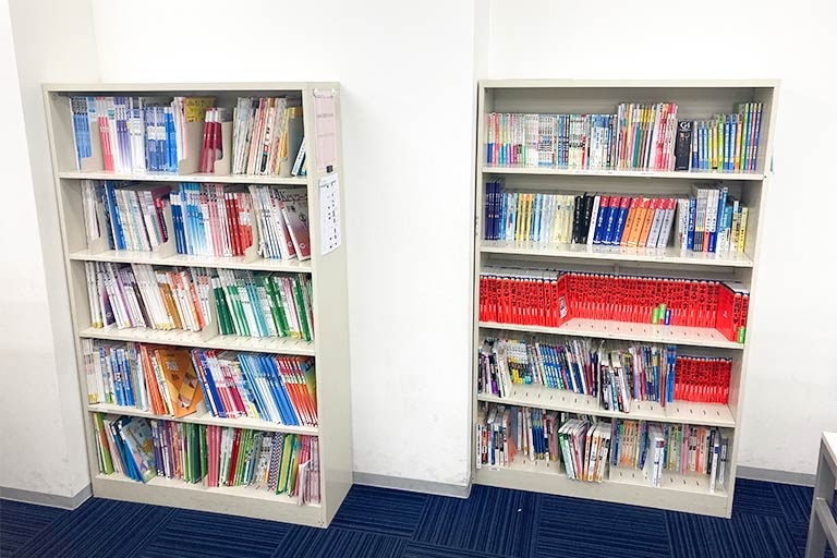 充実の学習環境:豊富な教材で、最適な学習計画を考えます!