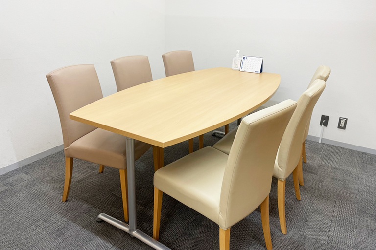 充実の学習環境:個別相談用の面談室。最適な学習方法や志望校のご提案などをこまめに行っています。