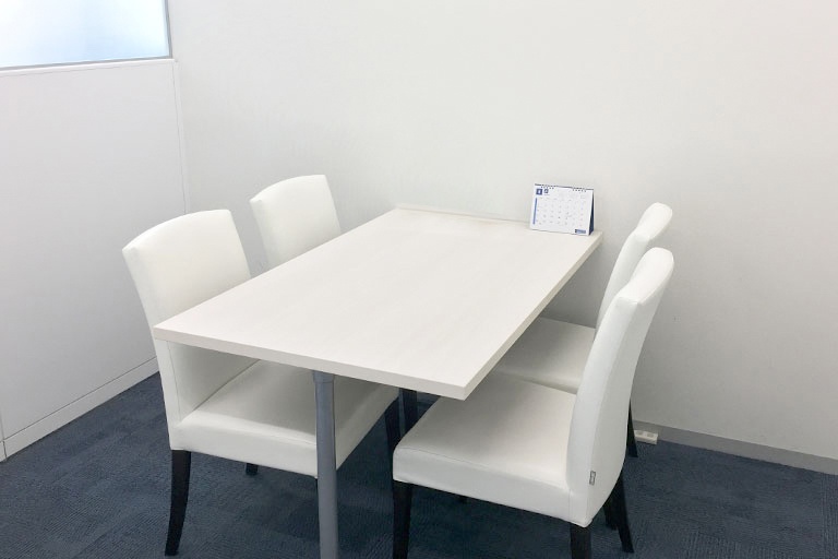 充実の学習環境:年数回の面談を実施。進路や学習方法について定期的にご提案しています。