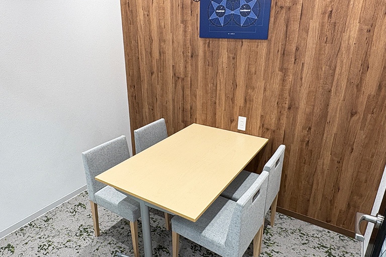 充実の学習環境:個別相談用の面談室。最適な学習方法や志望校のご提案などをこまめに行っています。