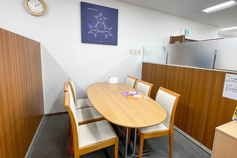 充実の学習環境:個別相談用の面談室。最適な学習方法や志望校のご提案などをこまめに行っています。
