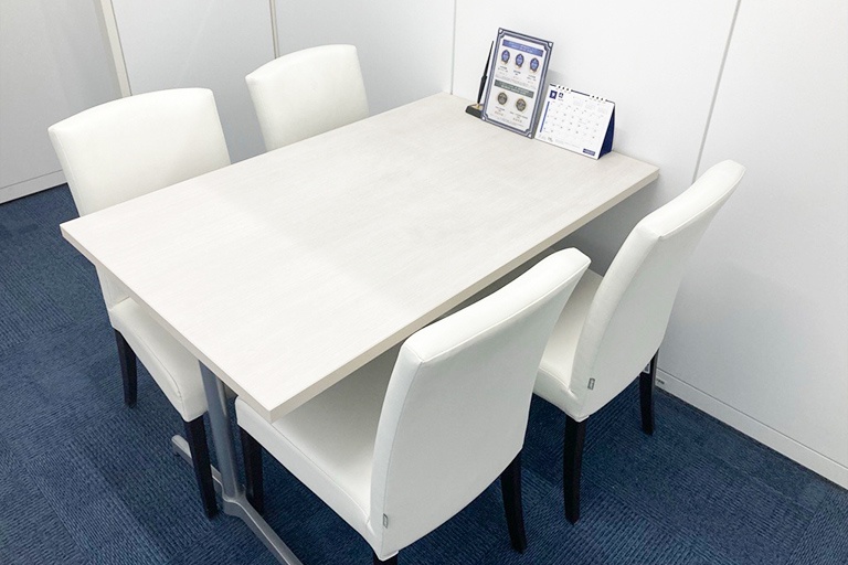 充実の学習環境:年数回の面談を実施。進路や学習方法について定期的にご提案しています。