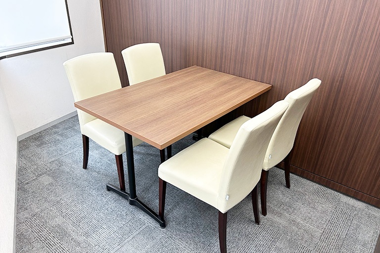 充実の学習環境:個別相談用の面談室。最適な学習方法や志望校のご提案などをこまめに行っています。