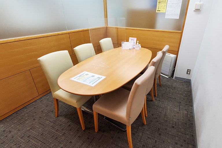 充実の学習環境:個別相談用の面談室。最適な学習方法や志望校のご提案などをこまめに行っています。