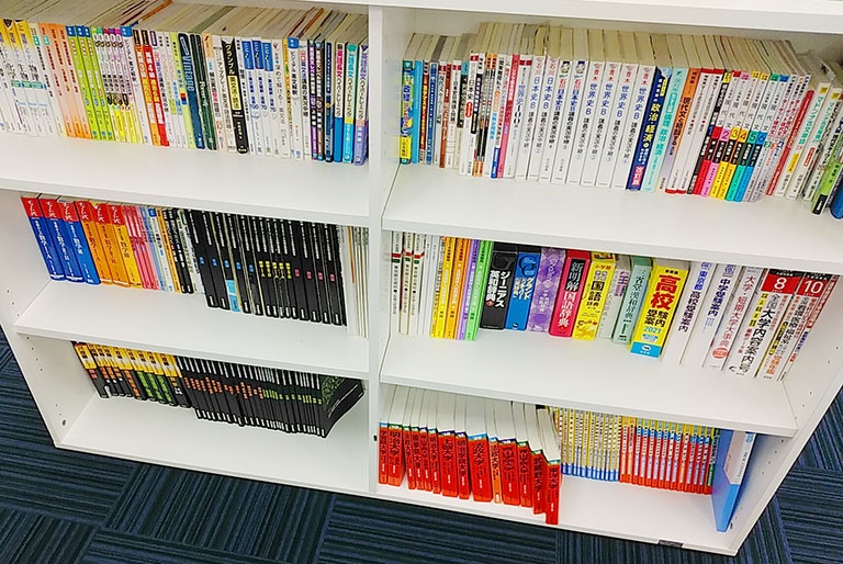 充実の学習環境:たくさんの教材をそろえ、お子さまに最適な学習をご提供。