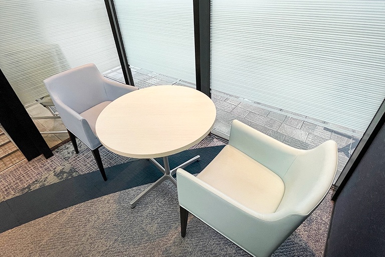 充実の学習環境:ちょっとした相談・質問をしやすいオープンスペース