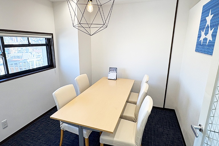 充実の学習環境:年数回の面談を実施。進路や学習方法について定期的にご提案しています。