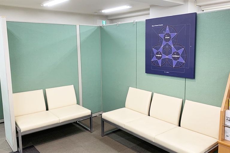 充実の学習環境:ちょっとした相談・質問をしやすいオープンスペース