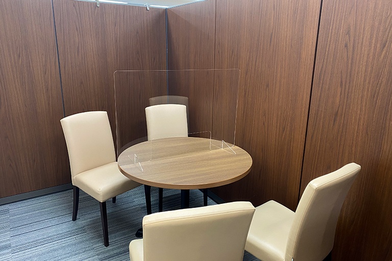 充実の学習環境:個別相談用の面談室。最適な学習方法や志望校のご提案などをこまめに行っています。