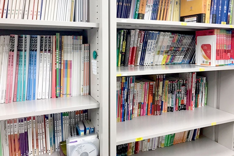 充実の学習環境:多様なテキストをご用意し、お子さまに最適なものをご提案しています。