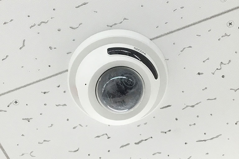 充実の学習環境:14台のカメラで防犯対策をしています。
セキュリティ対策を行うことで安心して教室で勉強ができます。