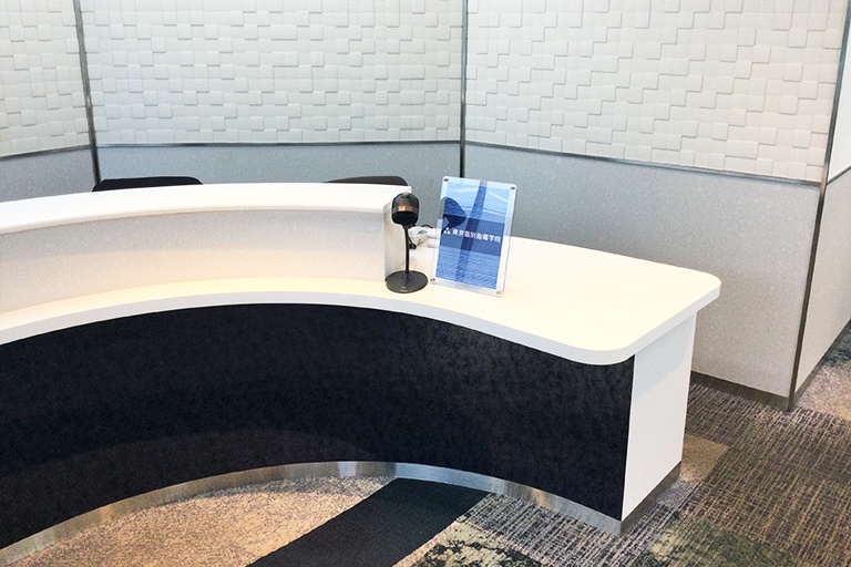 充実の学習環境:サーマルカメラを設置し、感染症対策を実施しています。