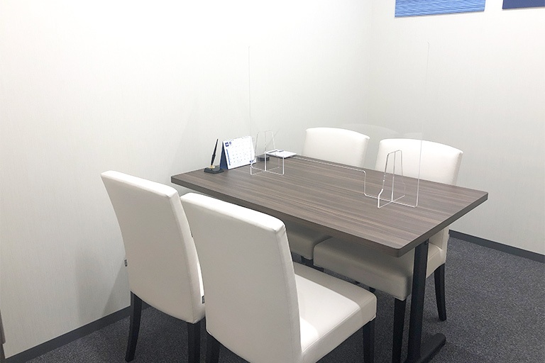 充実の学習環境:年数回の面談を実施。進路や学習方法について定期的にご提案しています。