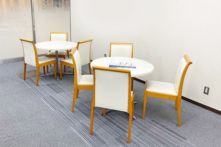 充実の学習環境:ちょっとした相談・質問をしやすいオープンスペース