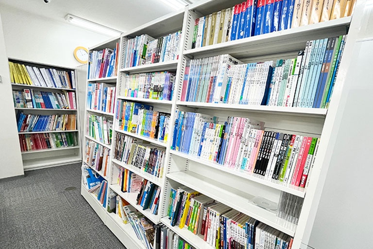充実の学習環境:多様なテキストをご用意し、お子さまに最適なものをご提案しています。
