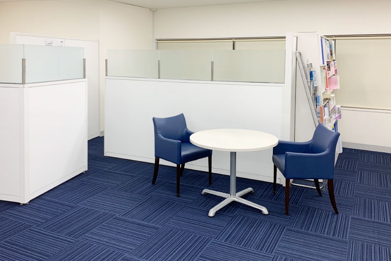 充実の学習環境:ちょっとした相談・質問をしやすいオープンスペース