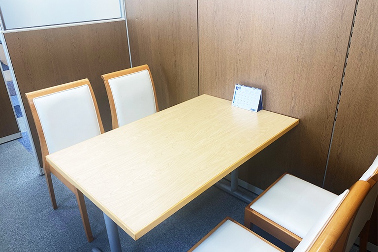 充実の学習環境:個別相談用の面談室。最適な学習方法や志望校のご提案などをこまめに行っています。