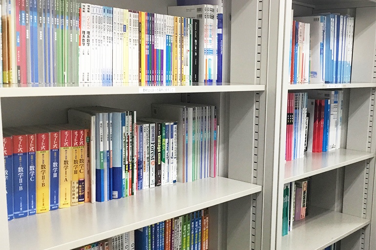 充実の学習環境:多様なテキストをご用意し、お子さまに最適なものをご提案しています。