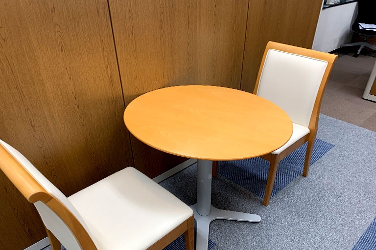 充実の学習環境:ちょっとした相談・質問をしやすいオープンスペース