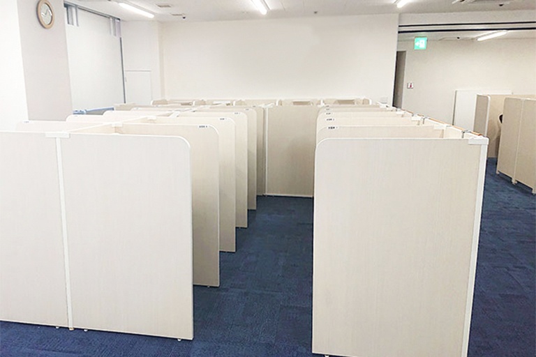 充実の学習環境:静かで集中しやすい自習スペース。