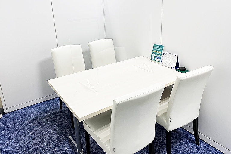 充実の学習環境:年数回の面談を実施。進路や学習方法について定期的にご提案しています。