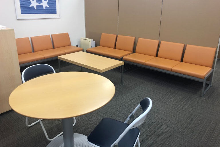 充実の学習環境:ちょっとした相談・質問をしやすいオープンスペース