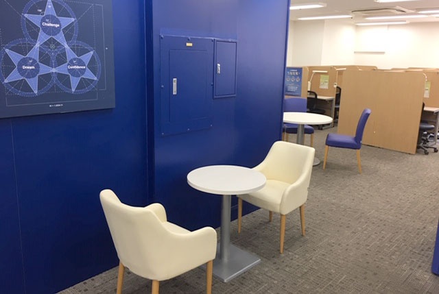 充実の学習環境:ちょっとした相談・質問をしやすいオープンスペース