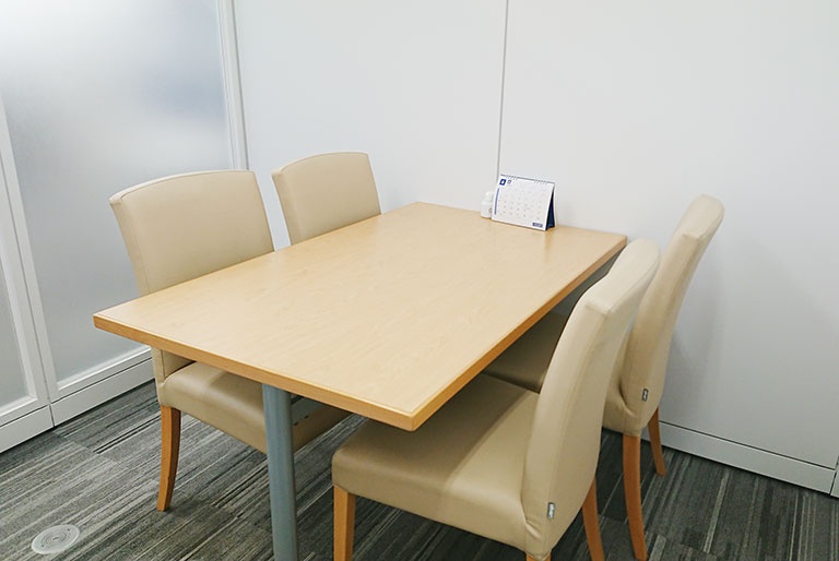 充実の学習環境:個別相談用の面談室。最適な学習方法や志望校のご提案などをこまめに行っています。