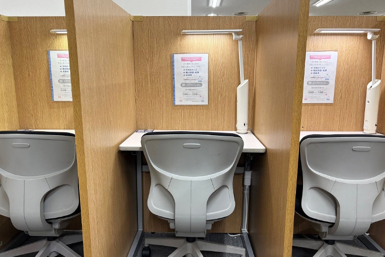 充実の学習環境:静かで集中しやすい自習スペース。