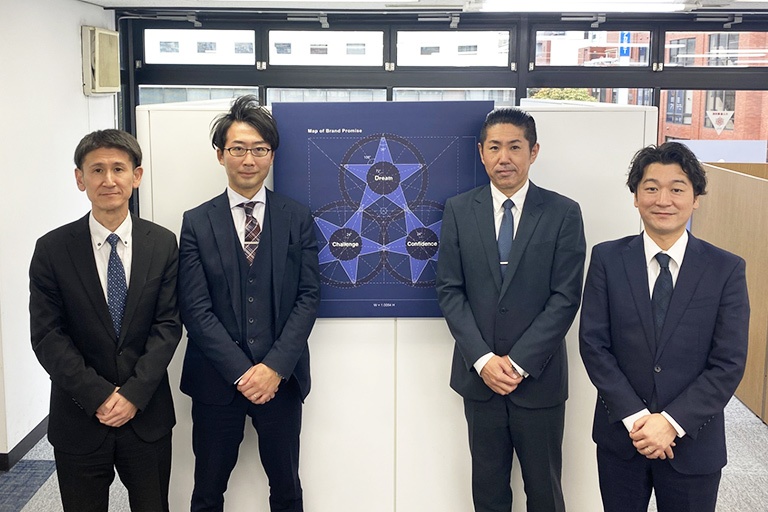 充実の学習環境:経験豊富なスタッフも多くおりますので、受験に対する的確なアドバイスもできる環境にあります。