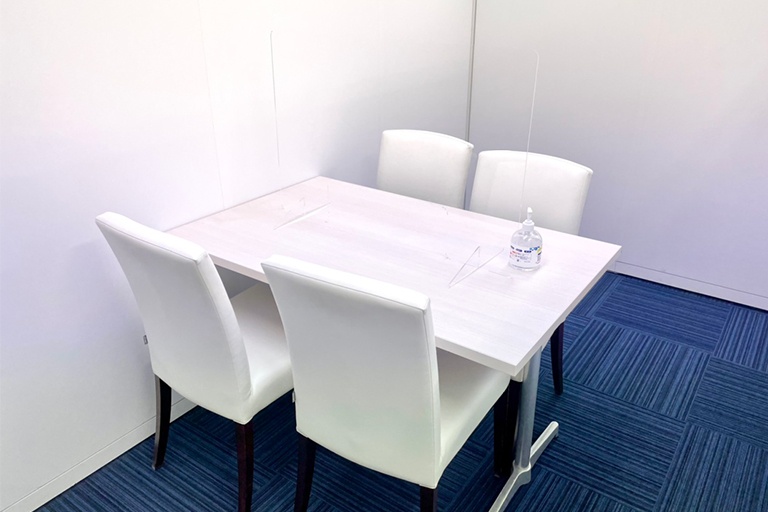 充実の学習環境:年数回の面談を実施。進路や学習方法について定期的にご提案しています。