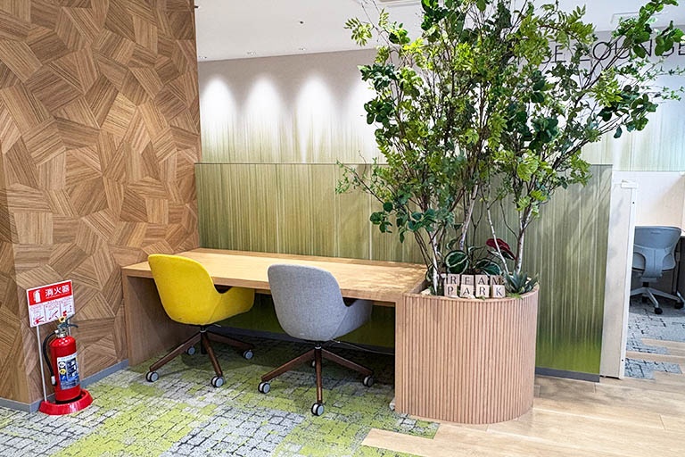 充実の学習環境:ちょっとした相談・質問をしやすいオープンスペース