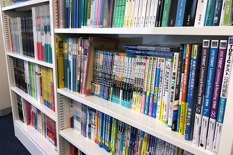 充実の学習環境:多様なテキストをご用意し、お子さまに最適なものをご提案しています。