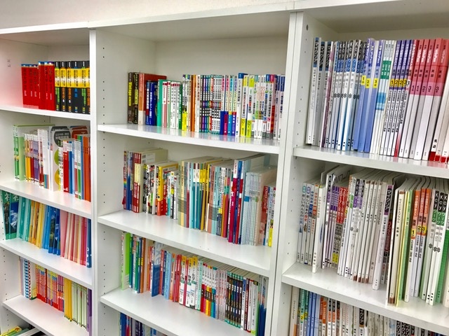 充実の学習環境:多様なテキストをご用意し、お子さまに最適なものをご提案しています。
