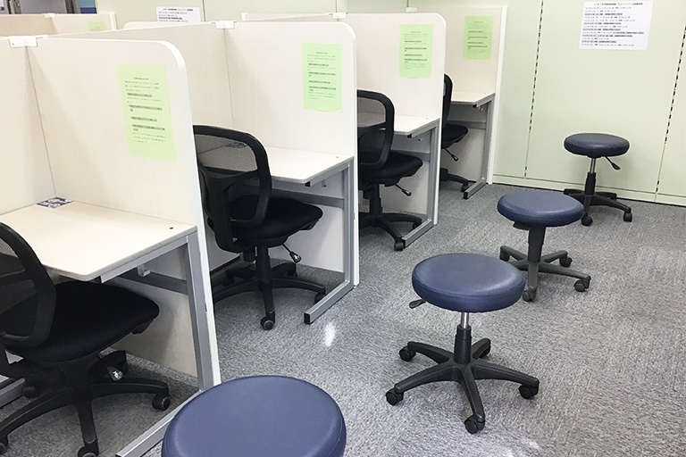 充実の学習環境:自習スペースも20席以上あり、いつでも好きな時に自習が可能です。