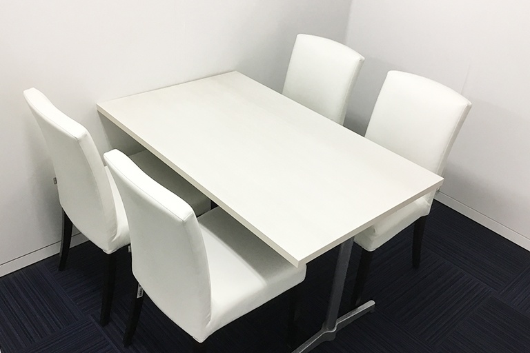 充実の学習環境:年数回の面談を実施。進路や学習方法について定期的にご提案しています。