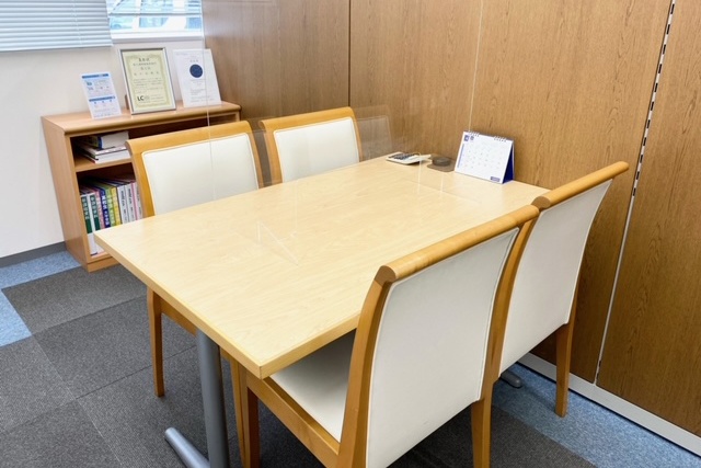 充実の学習環境:個別相談用の面談室。最適な学習方法や志望校のご提案などをこまめに行っています。