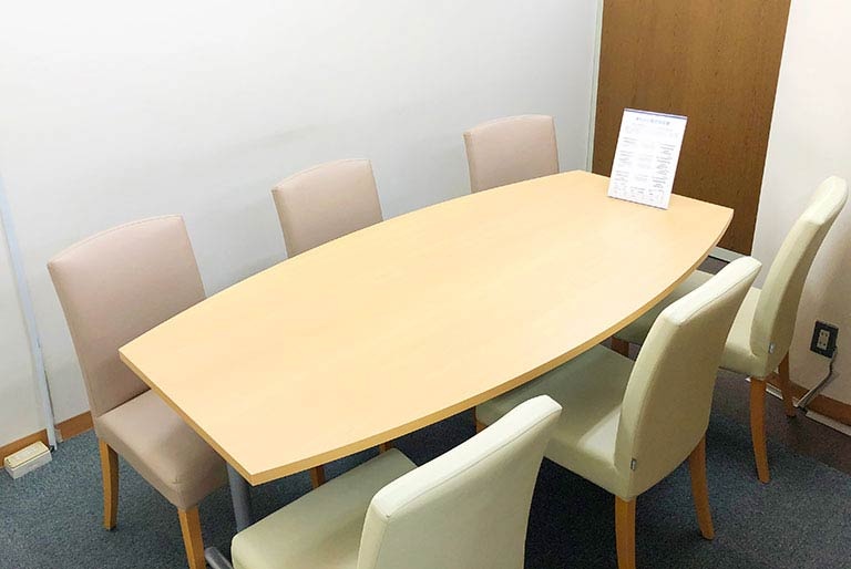 充実の学習環境:個別相談用の面談室。最適な学習方法や志望校のご提案などをこまめに行っています。
