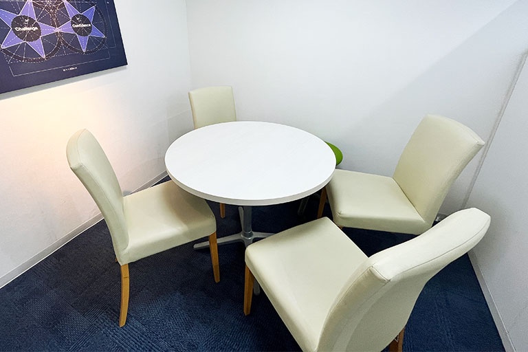 充実の学習環境:個別相談用の面談室。最適な学習方法や志望校のご提案などをこまめに行っています。