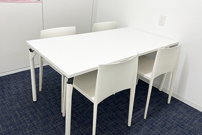 充実の学習環境:個別相談用の面談室。最適な学習方法や志望校のご提案などをこまめに行っています。