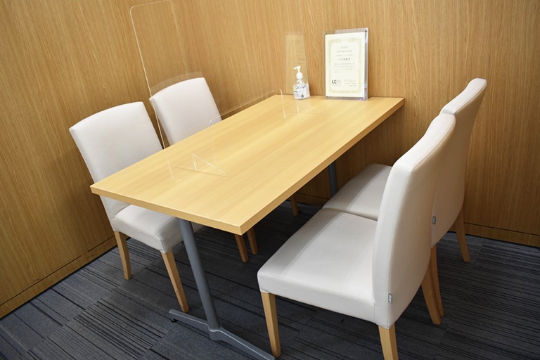 充実の学習環境:個別相談用の面談室。最適な学習方法や志望校のご提案などをこまめに行っています。